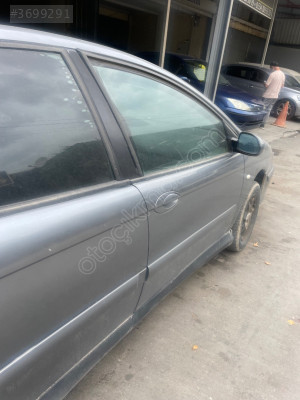 Ren C5 sağ ön kapı