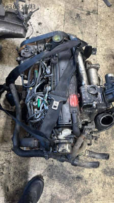 Renault megane 1.5 dizel 85 ilk Euro 4 önden marşlı komple motor