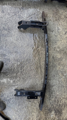 Ford Transit Custom arka tampon demiri