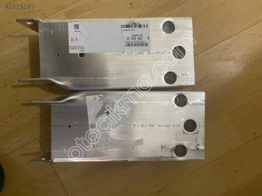 Mercedes B Serisi Ön Tampon Braketi A2466200195 A2466200295