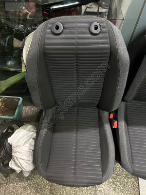 PEUGEOT 2008 ön sağ koltuk