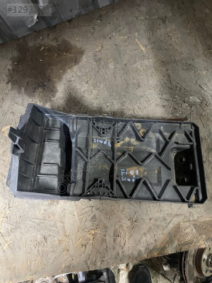 Fiat scudo akü alt plastiği