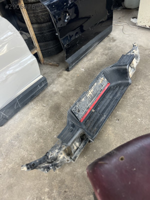 2017 2018 Toyota hilux çıkma arka tampon