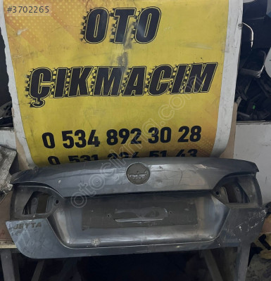 VW Jetta Orijinal Çıkma Bagaj Kapağı
