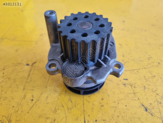 Audi A4 8k B8 2.0 Motor Su Pompası 03L011P
