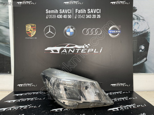 TOYOTA YARİS SAĞ FAR 2011-2014 ÇIKMA