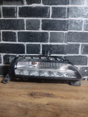 PORSCHE PANEMARA SAĞ SİS FARI 97063108801