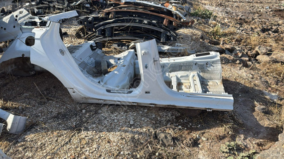 A6 c7 sağ marşpiyel kesme
