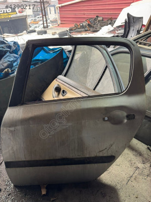 PEUGEOT 307 ARKA SOL KAPI