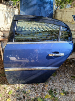 Opel vectra c sol arka kapı