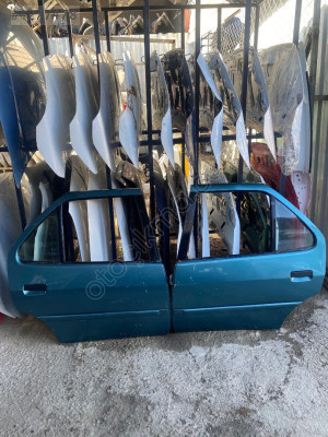 Peugeot 306  arka kapıları Sağ Sol