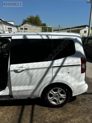 HAKAN OTO'DAN FORD TOURNEO COURİER HATASIZ SOL ARKA KAPI