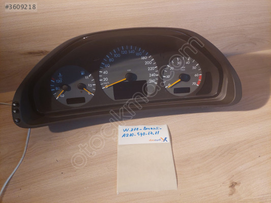 MERCEDES W 210 MAKYAJLI KASA KM SAATİ GÖSTERGE PANEL 2000 2002