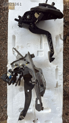 2016 FORD COURİER ÇIKMA ORJİNAL FREN PEDALI YEDEK PARÇALARI