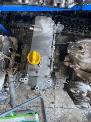 1.4 clio motor