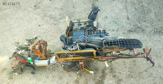 HYUNDAİ İ20 GÖĞÜS DEMİRİ 2009 - 2012 ÇIKMA YEDEK PARÇA