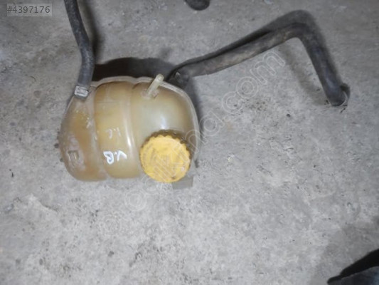 OPEL VECTRA B YEDEK SU DEPOSU