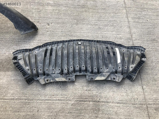MERCEDES C SERİSİ W205 ÖN TAMPON ALT MUHAFAZA 2055200500