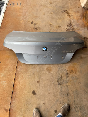 BMW 520D BAGAJ KAPAĞI