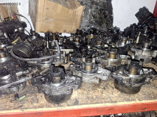 ÖZMEN OPEL CORSA C 1.3 FREN VAKUMU POMPASI