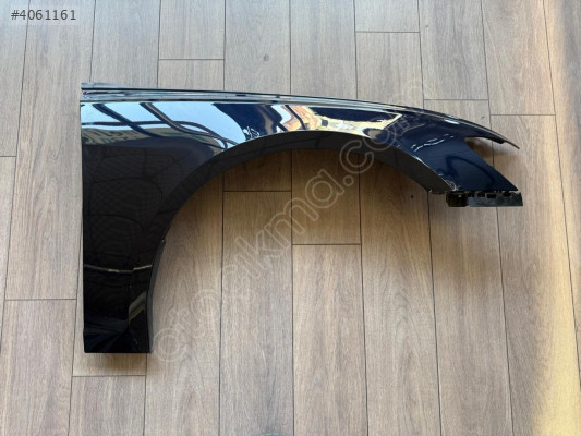 Çıkma Sağ Ön Çamurluk Audi A6 2019-2025 (Lacivert) 4K0821106B