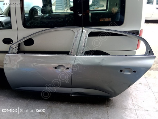 Orijinal Renault Megane4 Sol Ön ve Arka Kapı Parçası