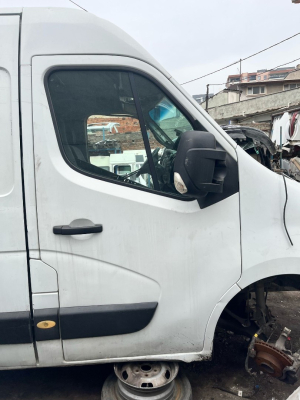 RENAULT MASTER SAĞ ÖN KAPI KONUK OTO 05323167897