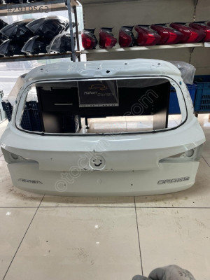 Egea Cross Bagaj Kapağı Temiz Orjinal