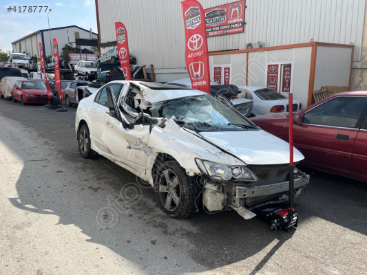 Honda Cıvıc Fd6 Çıkma Yedek Parçaları
