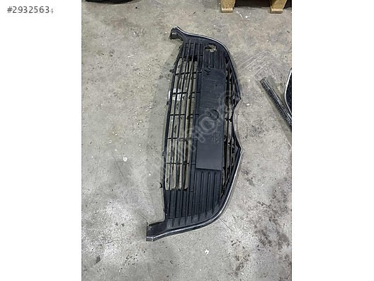 Toyota yaris ön tampon ızgarası