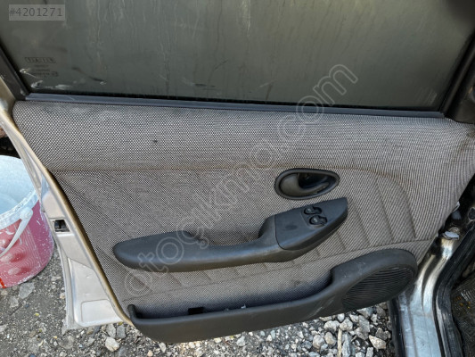 ÇIKMA PARÇA FİAT ALBEA SOL ÖN KAPI DÖŞEMESİ