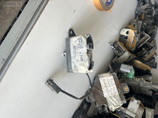 Fiat uno bagaj kilidi