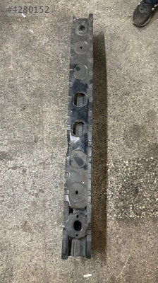 Mercedes w246 ön tampon demiri A 24661. 002 kod