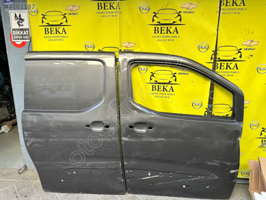 OPEL COMBO E SAĞ ÖN ARKA KAPI ÇIKMA ORJİNAL YEDEK PARÇA
