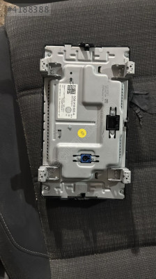 VOLKSWAGEN PASSAT B8,5 EKRAN