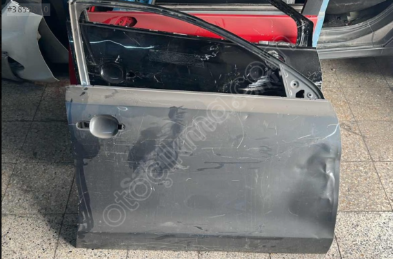 VOLKSWAGEN JETTA SAĞ ÖN KAPI ORJİNAL EYUPCAN OTO