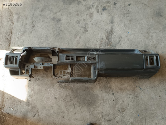 Mazda 2200 Göğüs