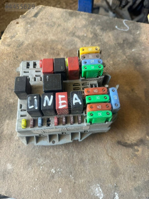 FİAT LİNEA İÇ SİGORTA KUTUSU