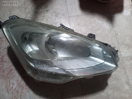 Cıtroen  Berlingo Sağ  Ön  Far