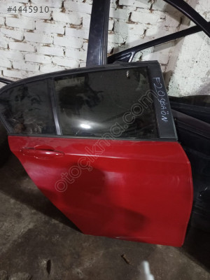BMW F20 SAĞ ARKA KAPI