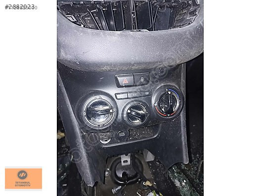 PEUGEOT 208 1.4 DİZEL KLİMA KONTROL PANELİ ÇIKMA 