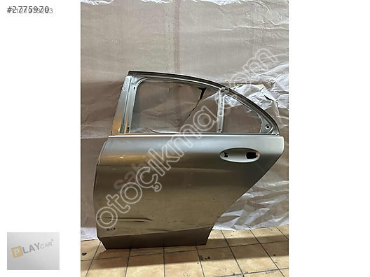 MERCEDES C SERİSİ W205 SOL ARKA KAPI ÇIKMA ORJİNAL