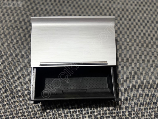 5E1863071S Skoda octavia kablosuz şarjlı raf gözü