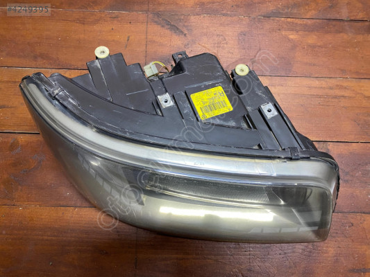 Vw Transporter T5 Sağ Far 2005-2010 7H1941018N