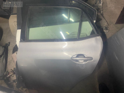 Orjinal Çıkma Toyota Auris Sol Arka Kapı Parçası