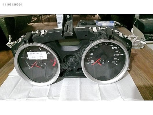 Renault Megane2 gösterge paneli 3.000 TL