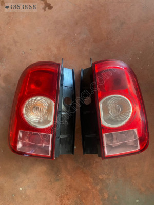 2012 DACİA DUSTER ARKA STOPLAR