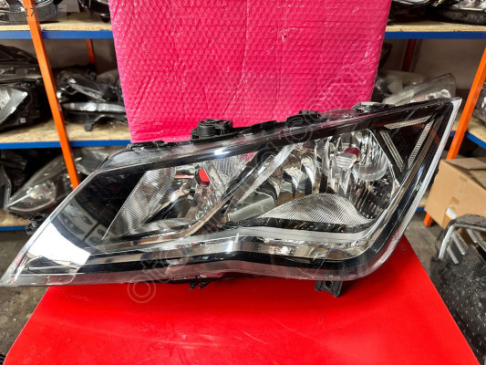 SEAT LEON ORJINAL ÇIKMA SOL FAR b