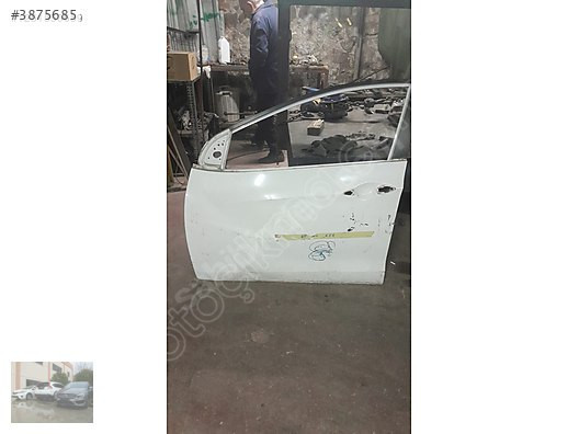 Hyundai i30 Sağ Ön Kapı - Ünallar Oto Yedek Parça
