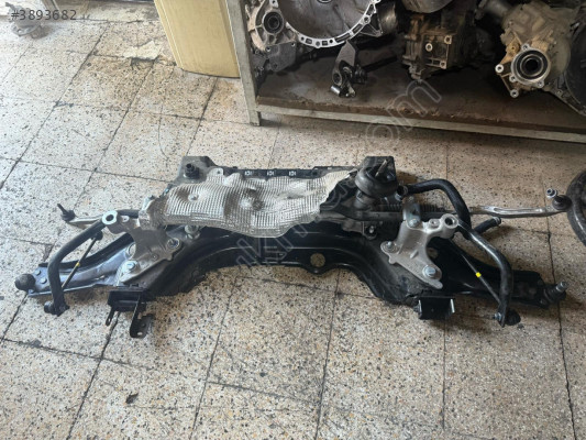 2018-24 RENAULT MEGANE 4 1.3 BENZİN MOTOR TRAVERSİ ORJ ÇIKMA